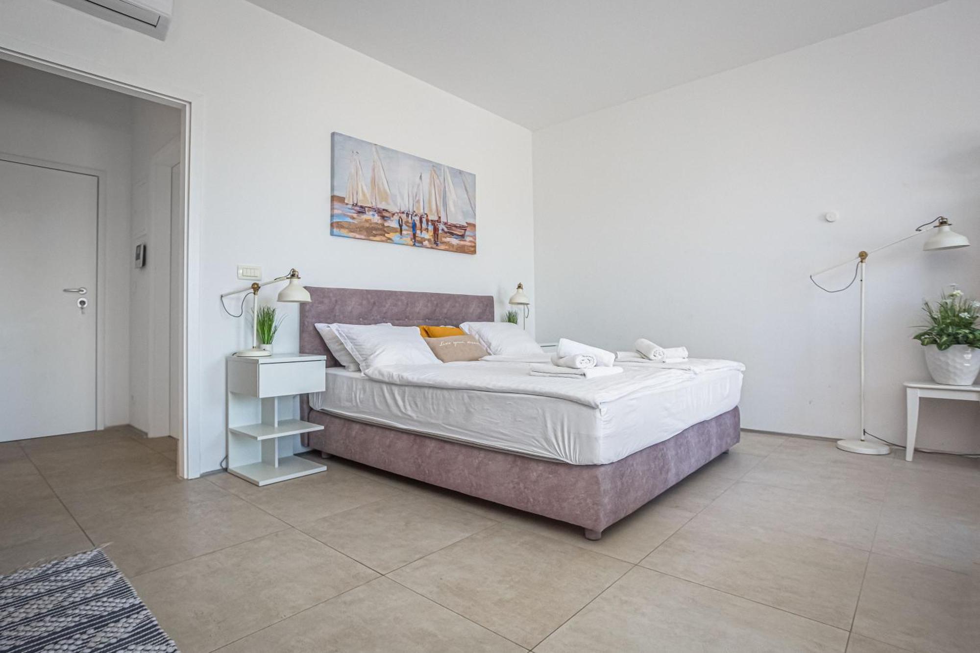 Villa Jolara With Heated Pool Мимице Экстерьер фото